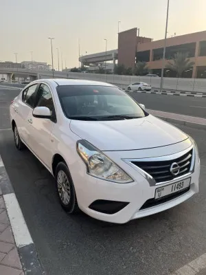 2016 Nissan Sunny SV
