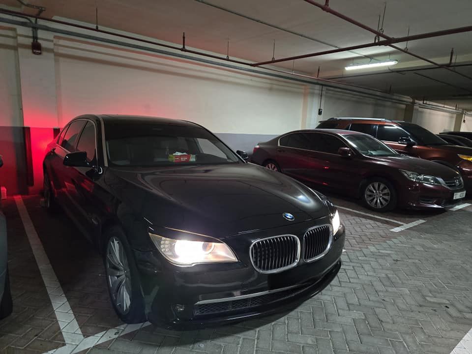 2010 بي أم دابليو الفئة - 7 740i