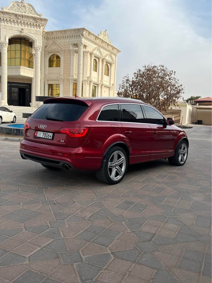 2010 اودي كيو٧ Prestige