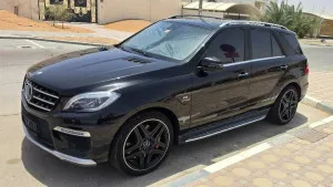 2015 مرسيدس-بنز ام ال ML63 AMG