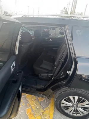 2018 Nissan Pathfinder S