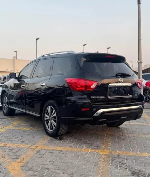 2018 Nissan Pathfinder S