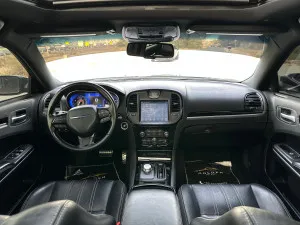 2021 كرايسلر ٣٠٠ S