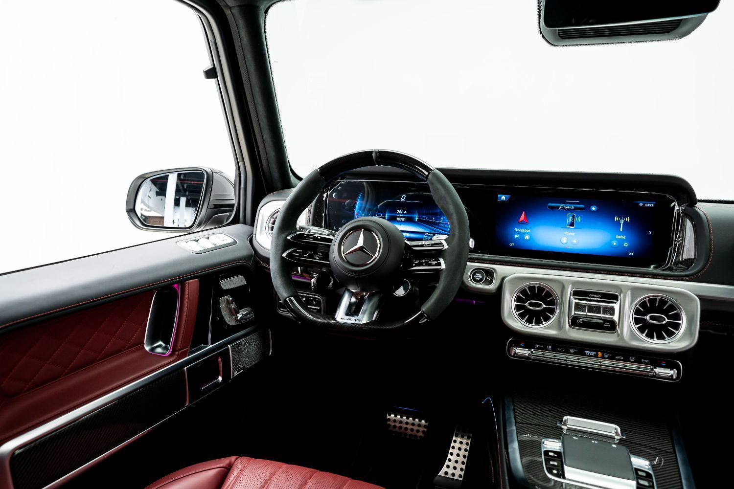2025 مرسيدس-بنز الفئة - G G63 AMG