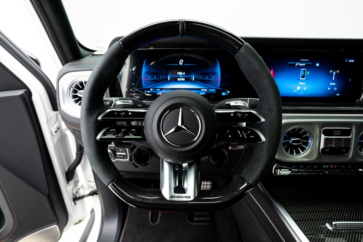 2025 مرسيدس-بنز الفئة - G G63 AMG