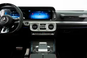 2025 مرسيدس-بنز الفئة - G G63 AMG