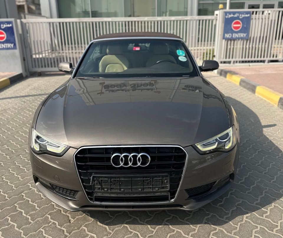 2015 اودي آي ٥ Premium Plus