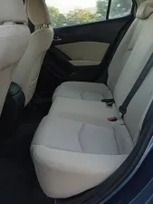 2018 مازدا ٣ S Carbon Edition