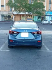 2018 مازدا ٣ S Carbon Edition