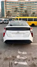 2018 تويوتا بريوس LE