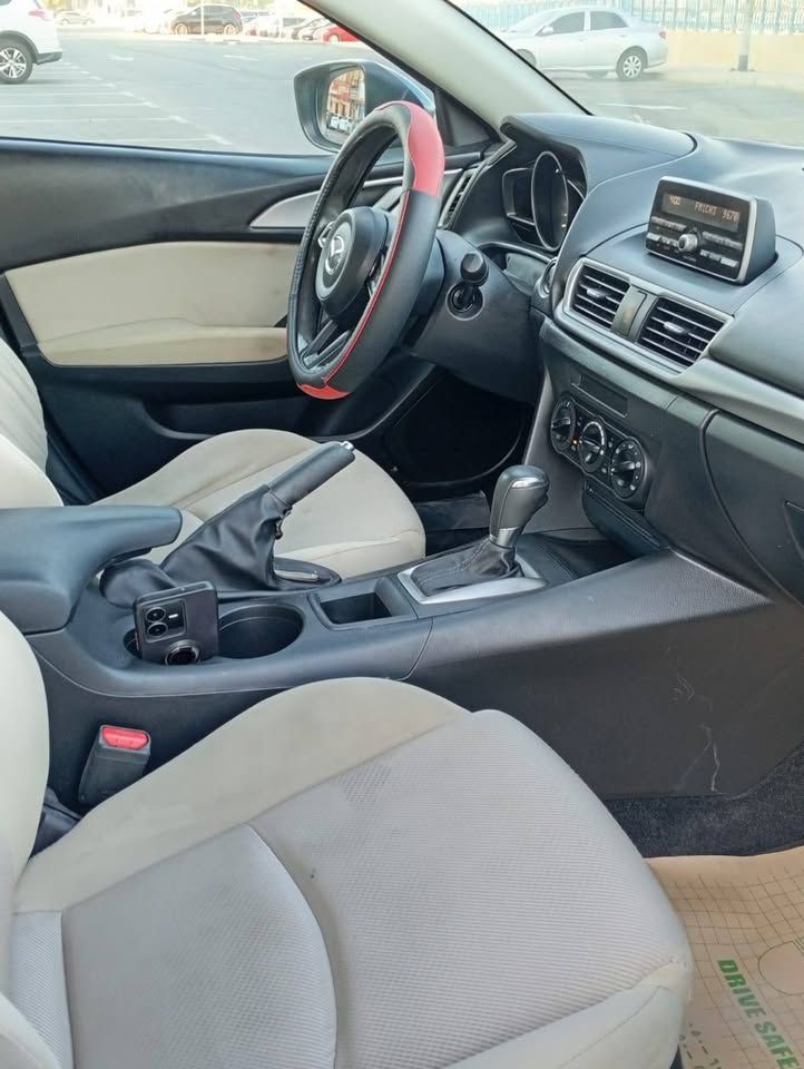 2018 مازدا ٣ S Carbon Edition