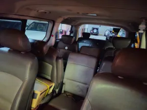 2009 Hyundai H1 Deluxe