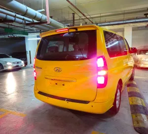 2009 Hyundai H1 Deluxe