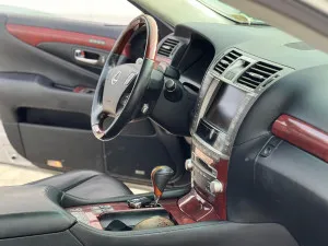 2010 لكزس ال اس LS 460