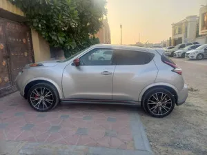 2015 نيسان جوك N-Connecta
