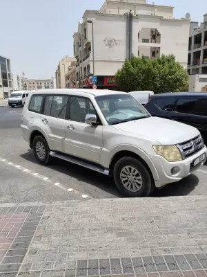2014 ميتسوبيشي باجيرو GT
