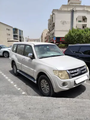 2014 ميتسوبيشي باجيرو GT