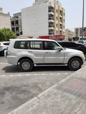 2014 ميتسوبيشي باجيرو GT
