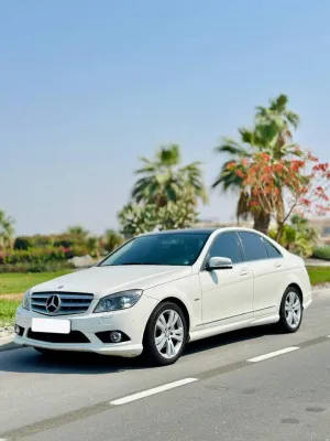 2010 مرسيدس-بنز آلفئة - C C200