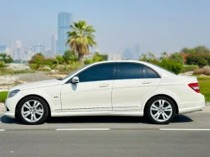 2010 مرسيدس-بنز آلفئة - C C200