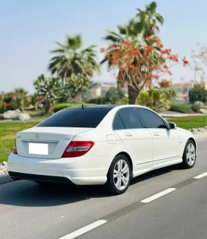 2010 مرسيدس-بنز آلفئة - C C200