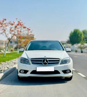 2010 مرسيدس-بنز آلفئة - C C200