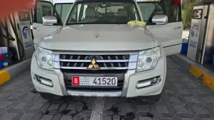 2018 Mitsubishi Pajero GLS