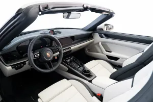 2025 بورش 911 كاريرا Carrera