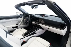 2025 بورش 911 كاريرا Carrera