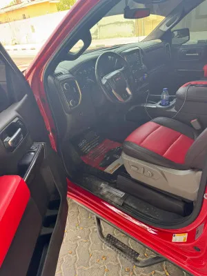 2020 GMC Sierra Denali