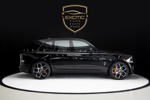 2020 رولز رويس كولينان Black Badge