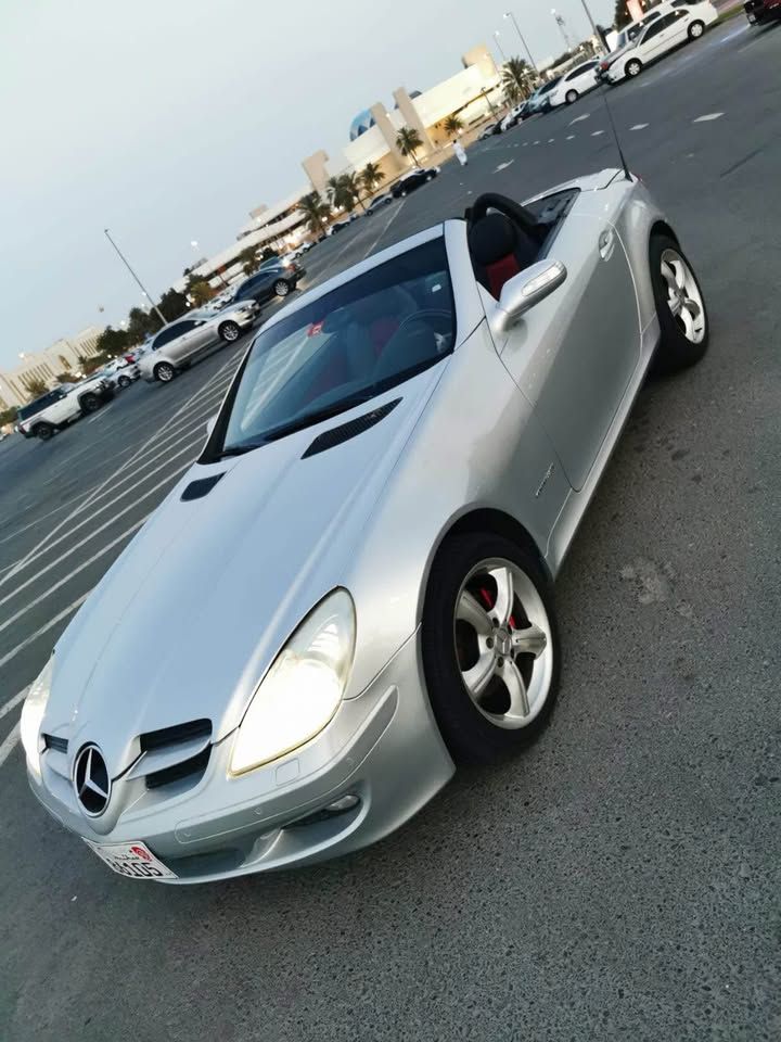 2007 مرسيدس-بنز اس ال كي SLK200