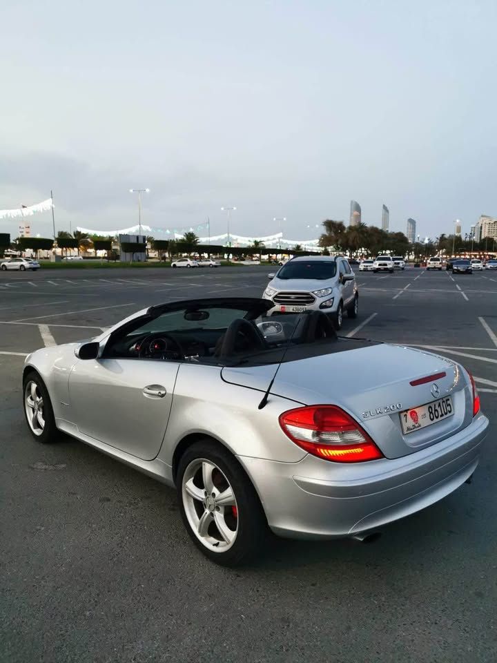 2007 مرسيدس-بنز اس ال كي SLK200