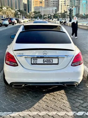 2015 مرسيدس-بنز آلفئة - C C300