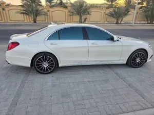 2014 مرسيدس-بنز الفئة - S S63 AMG