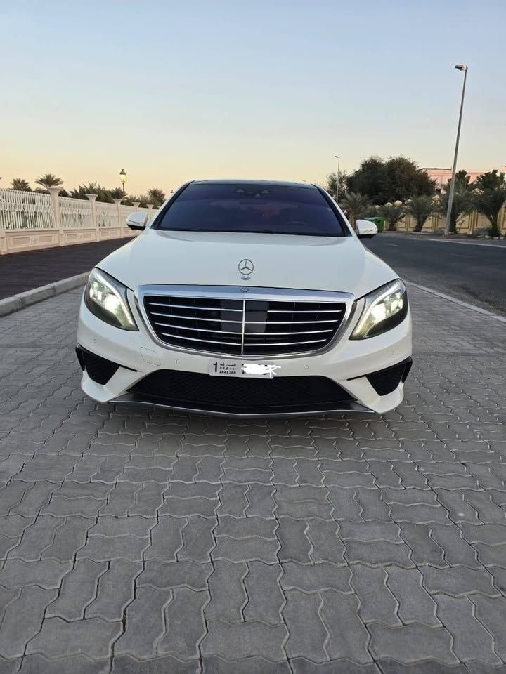 2014 مرسيدس-بنز الفئة - S S63 AMG