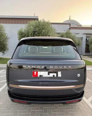 2023 لاند روفر رينج روفر SV