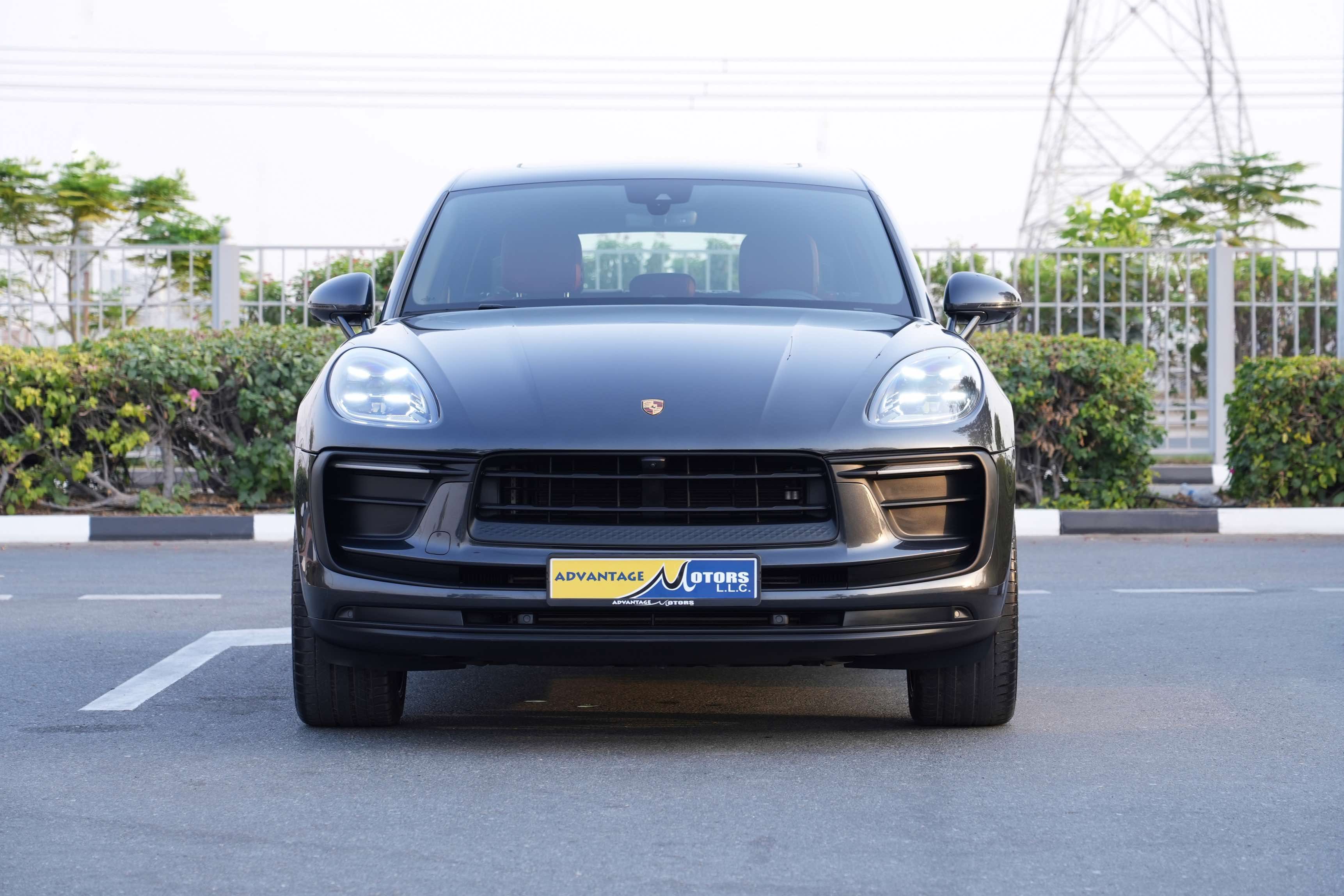 PORSCHE MACAN 2023