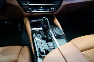 2023 BMW 5-Series 530i M