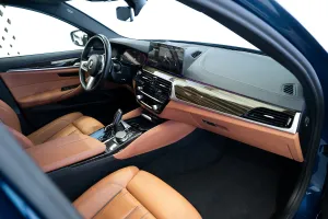 2023 BMW 5-Series 530i M