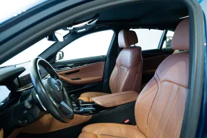 2023 BMW 5-Series 530i M
