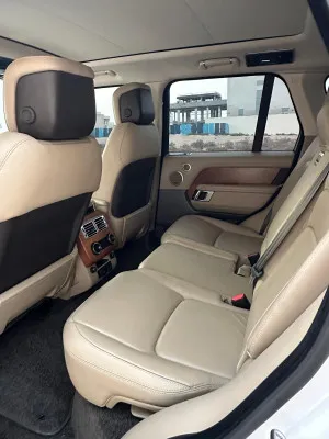 2018 لاند روفر رينج روفر HSE