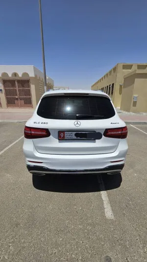 2018 مرسيدس-بنز GLC - جي ال سي GLC250