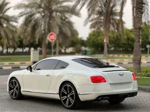 2015 بنتلي كونتيننتال GT Super Sport