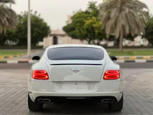 2015 بنتلي كونتيننتال GT Super Sport