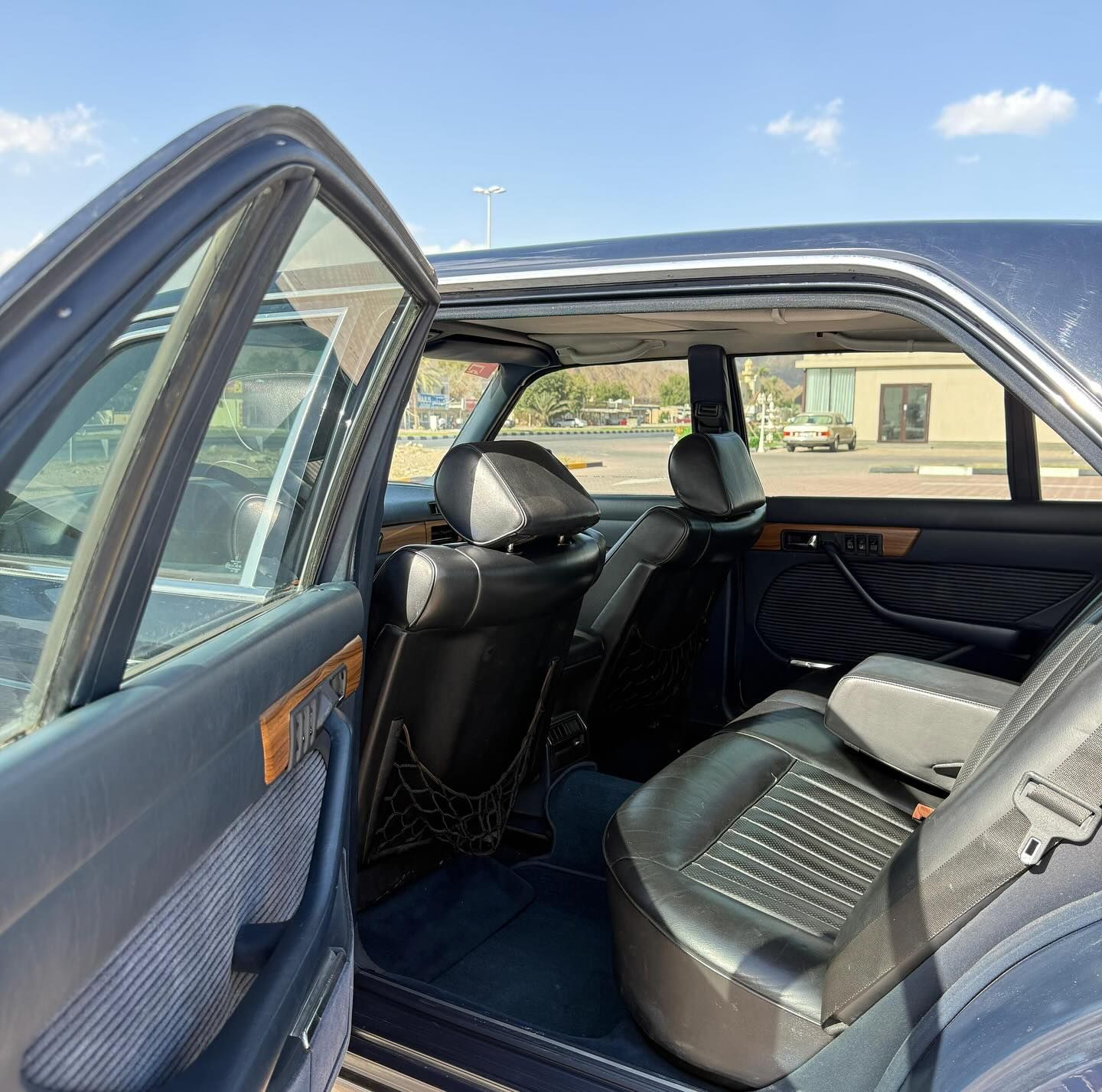 1988 Mercedes-Benz 500 560 560SEC