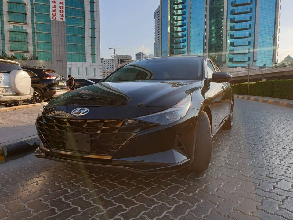 2022 هيونداي النترا SEL