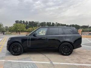 2024 لاند روفر رينج روفر HSE Supercharged