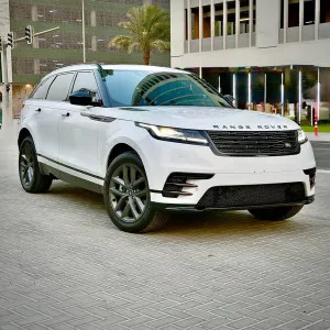 2025 لاند روفر رينج روفر فيلار R-Dynamic SE