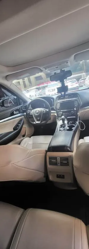 2020 Nissan Maxima SV